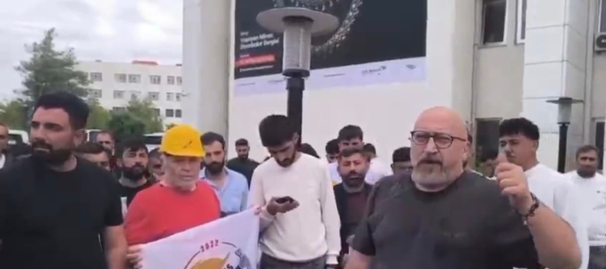 Diyarbakır Şehir Hastanesi şantiyesindeki işçilerin hakları için yapılan açıklama.